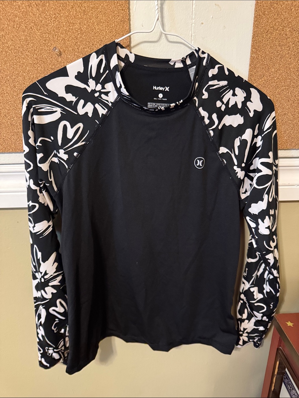 Hurley Black Long-Sleeve Top with White Floral Raglan Sleeves